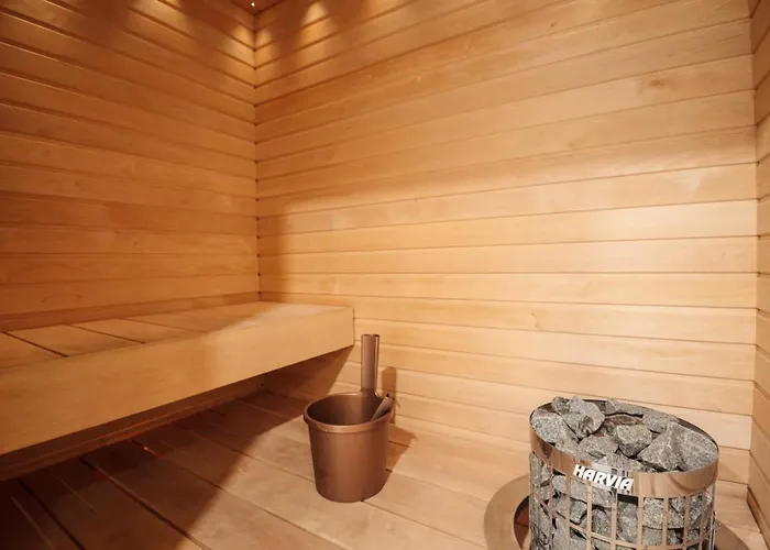 Aurinkoranta D7 Saunallinen Kaksio *